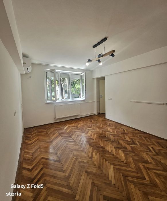 Apartament 2 camere, Piața 1 Decembrie, Ideal pentru birou sau cabinet