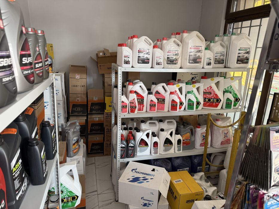 Продам магазин автомасел и аксессуаров