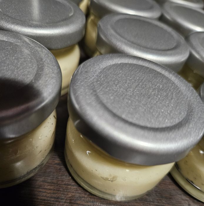 Мехлем с невен и кокосово масло и крем мехлем за хемороиди