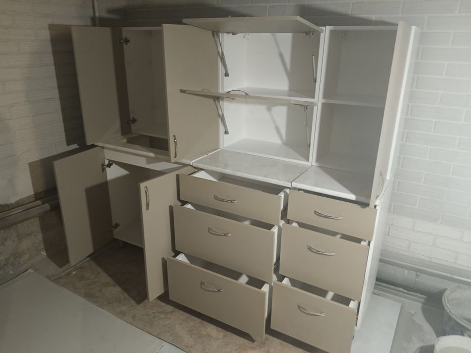 Продам кухонный гарнитур