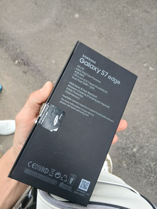Cutie Samsung galaxy s7 edge platinum