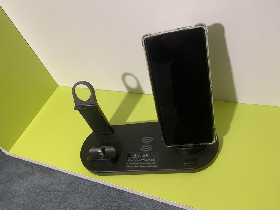 Stand incarcator wireless nou sigilat