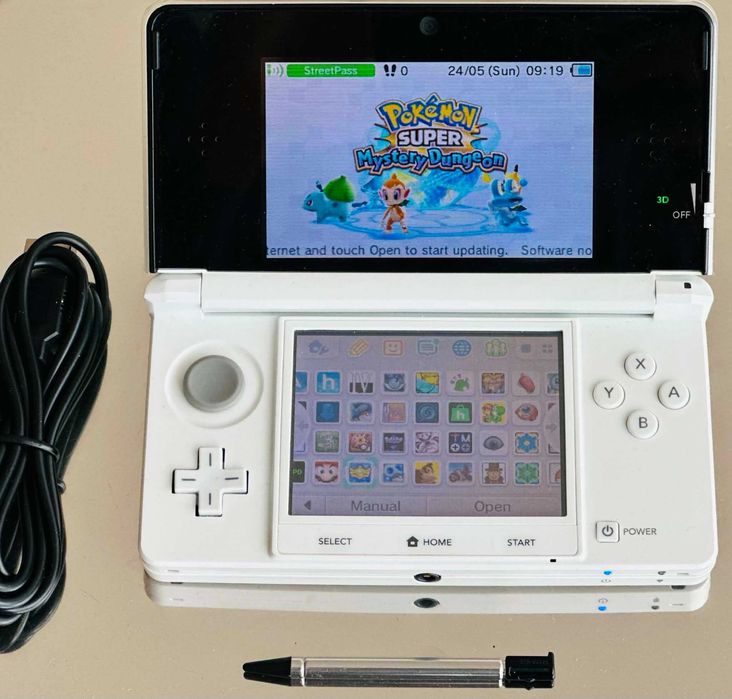 Nintendo 3DS White + 70 игри Pokemon Zelda Mario Нинтендо