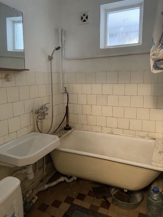 Продам 2 комн квартиру район Северного