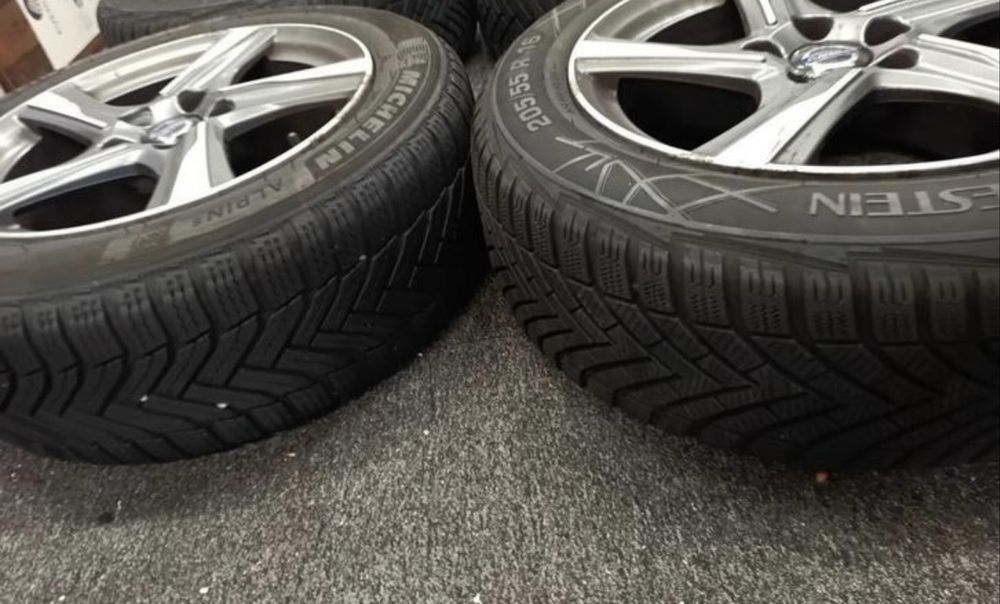Jante Volvo R-Design V40 205/55/16 Iarnă Dot2022