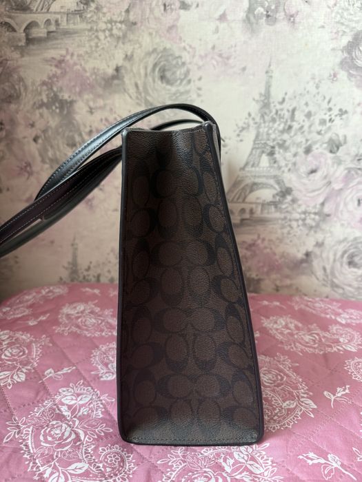 Coach handbag original