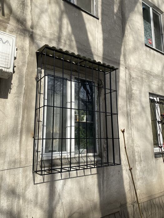Решетки на окна металические
