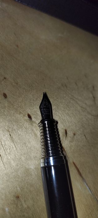 Оригинален комплект писалки GIANFRANCO FERRÉ – чисто нов