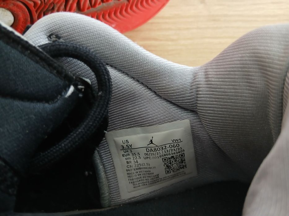 AIR JORDAN POINT LANE DA8032-060 marimea 35.5