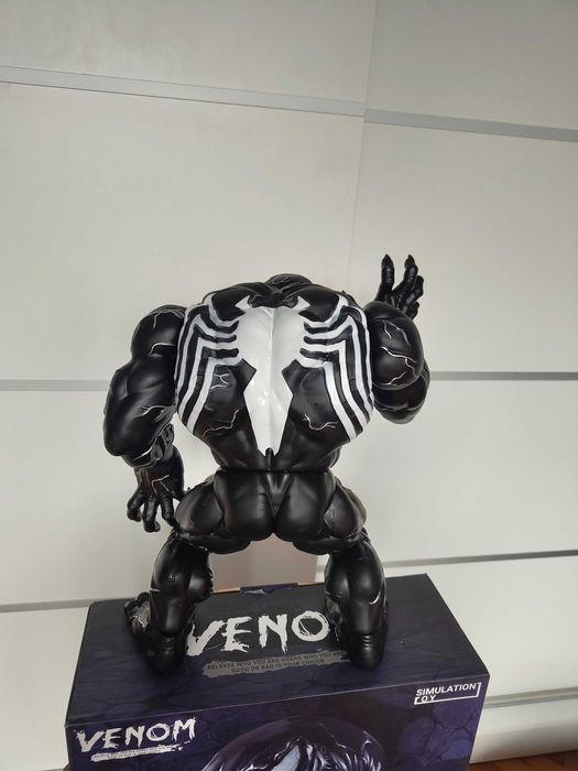 Venom екжън фигурка