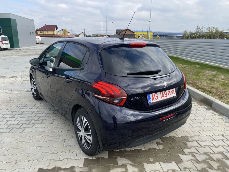 Peugeot 208  /1.2 benzina / Euro6