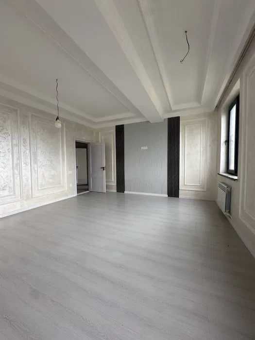 СРОЧНО !! Продается квартира в Яшнабаде 2/5/8 (74 кв/м ) ЖК Azia House