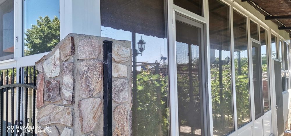 Собственик продава къща, цена 190000 евро.