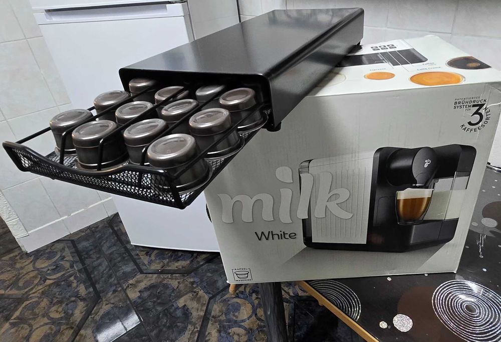 Espressor capsule TCHIBO Cafissimo Milk CAFMILKW, 1.2l, 1350W, 15 bar + SUPORT 30capsule