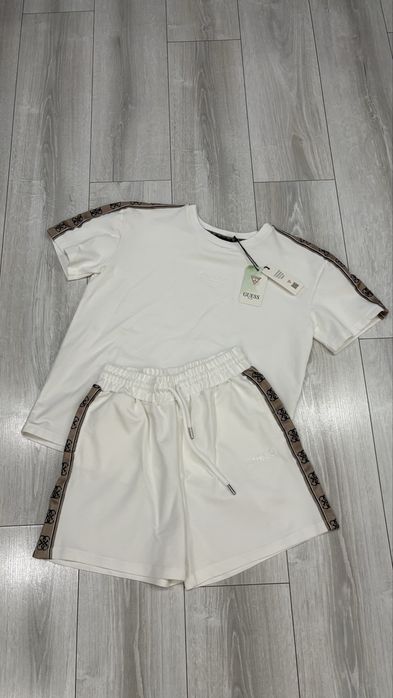 Guess Спортен бял сет