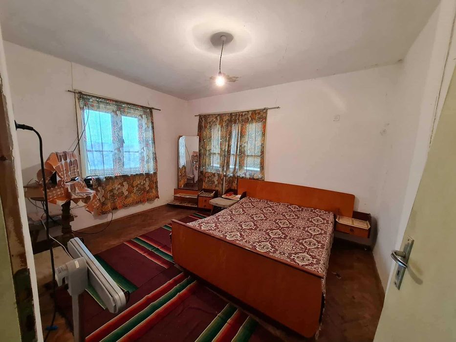 КЪЩА с.Брест обл. Плевен