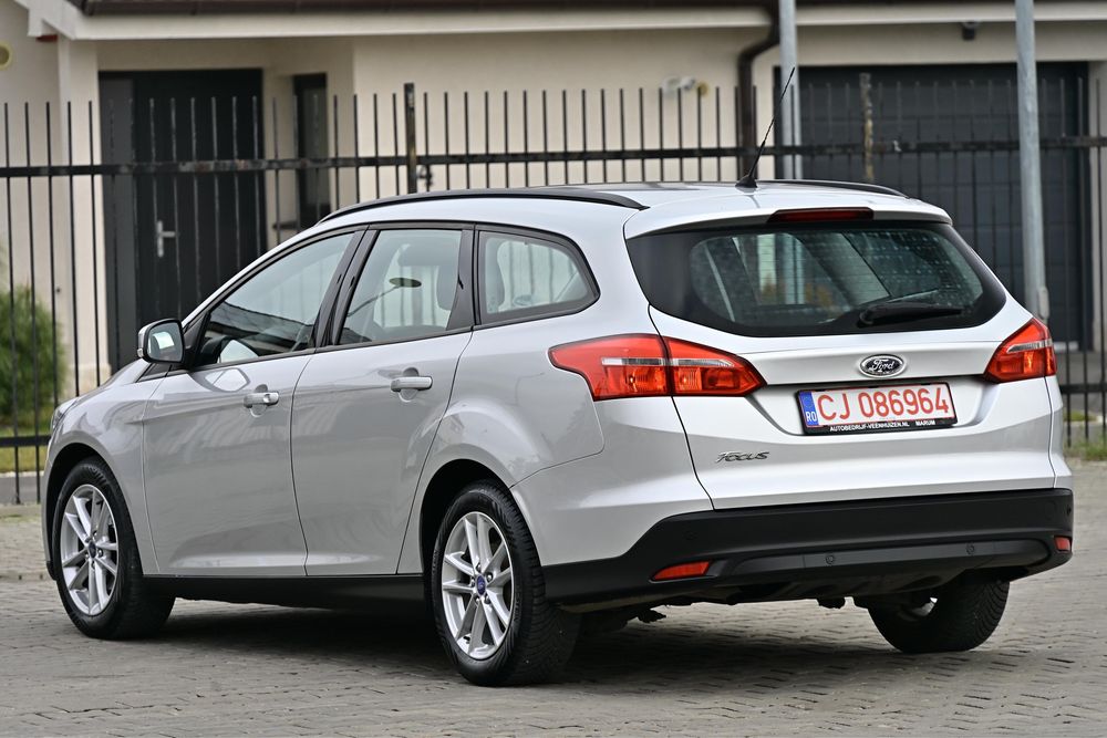 FORD Focus 2015 — imagine 3