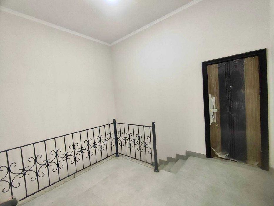 Новые 1 комнатные квартиры на земле. 35м2. Евроремонт. М. Ашрафи