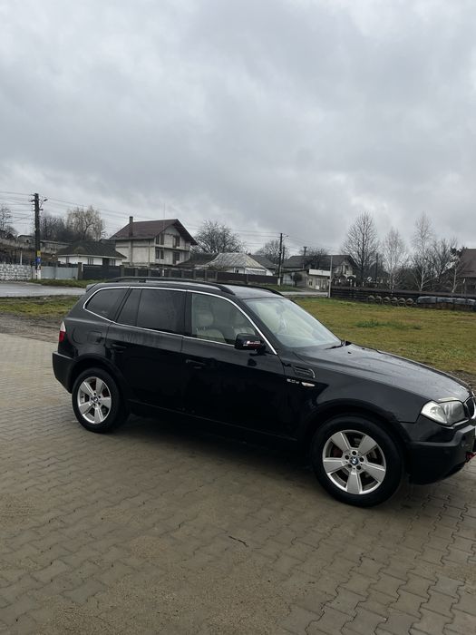 Vand sau schimb bmw x3 motor 2.0 anul 2006 volan dreapta cutie manuala