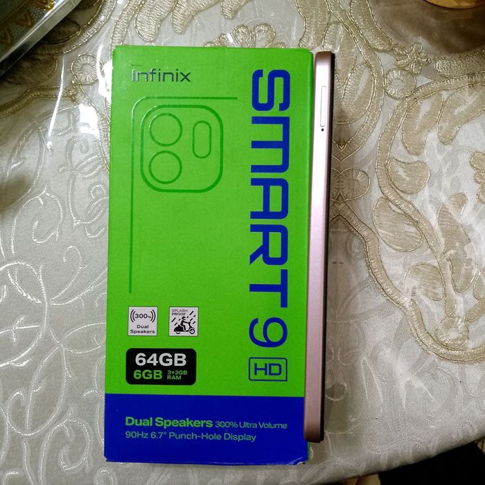 Infinix SMART 9 smartfon