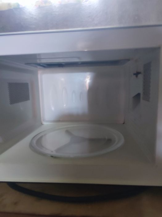 Продам микровалновка LG Grill