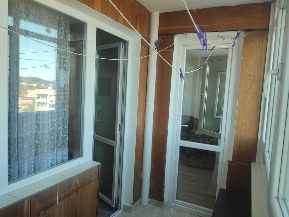 Продава се Едностаен апартамент в Търговище, Център - 50 кв.м за 1357 €/кв.м - Снимка #8