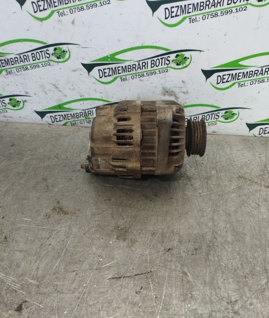 Alternator 8200400890 Dacia Logan prima generatie