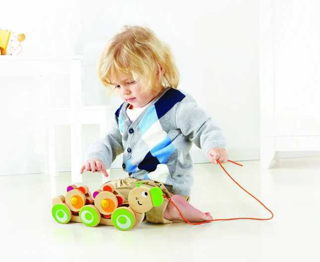 Jucarie din lemn de tras Hape Omida - 50lei