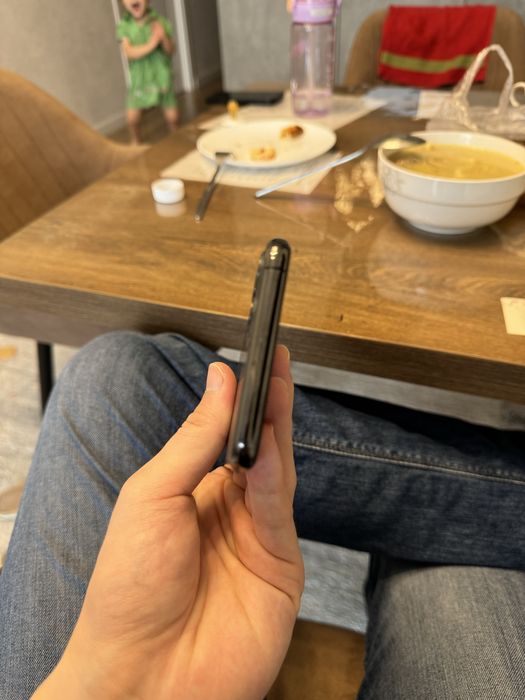 Срочно Продам Iphone 11 pro max 256gb