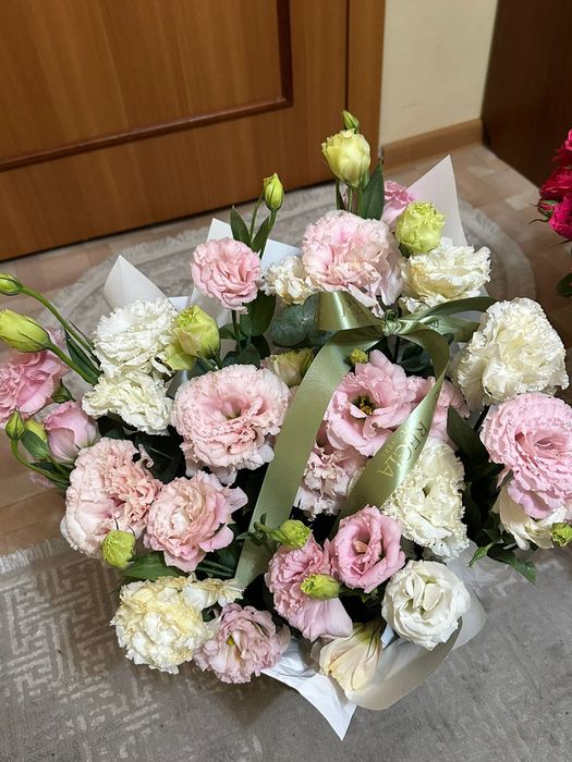 Букет свежих цветов