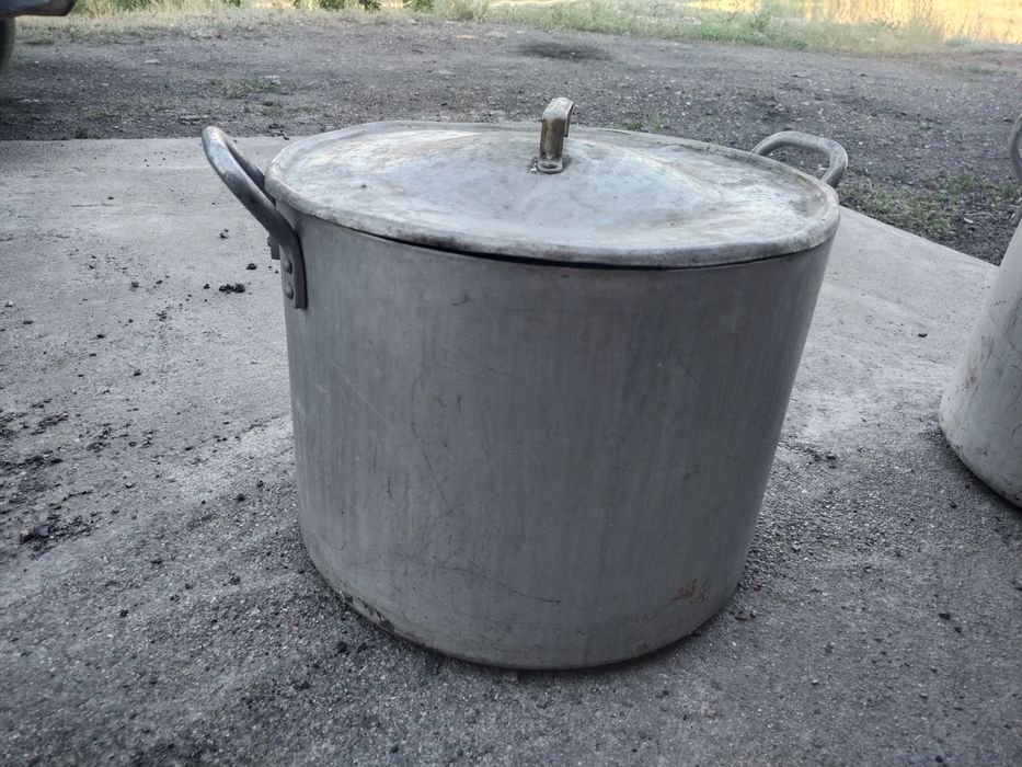 Алюминиевые кастрюли