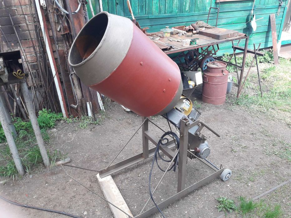 Бетономешалка небольшого объема для личных нужд