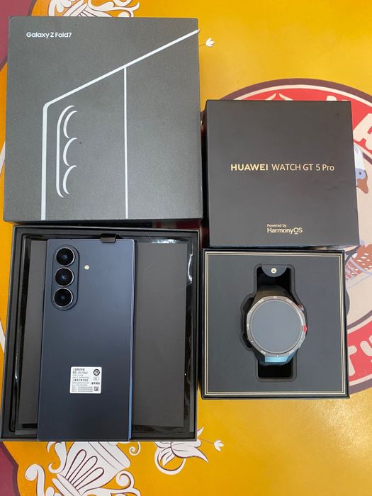 Продаеться новый телефон