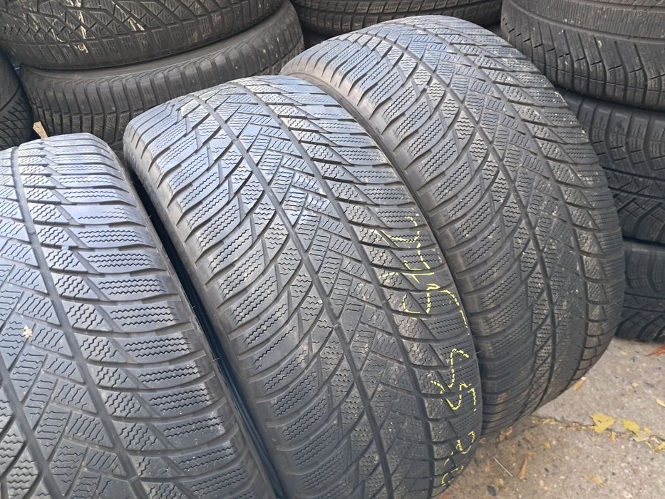 Anvelope second iarna 275 45 R20 Bridgestone RFT
