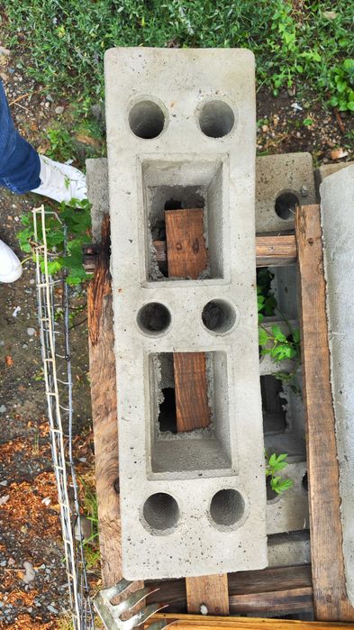 Panouri gard mobil șantier – 2m x 3,5m, cu bază din beton