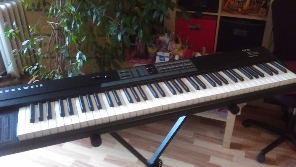 Kurzweil stage piano