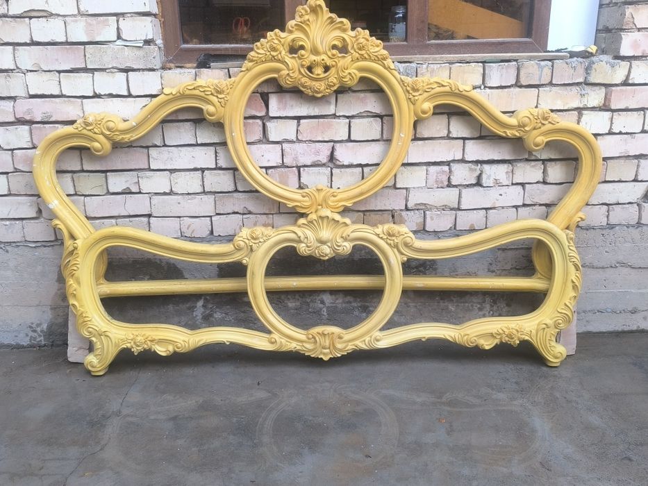 Kravat un pokak sotiladi