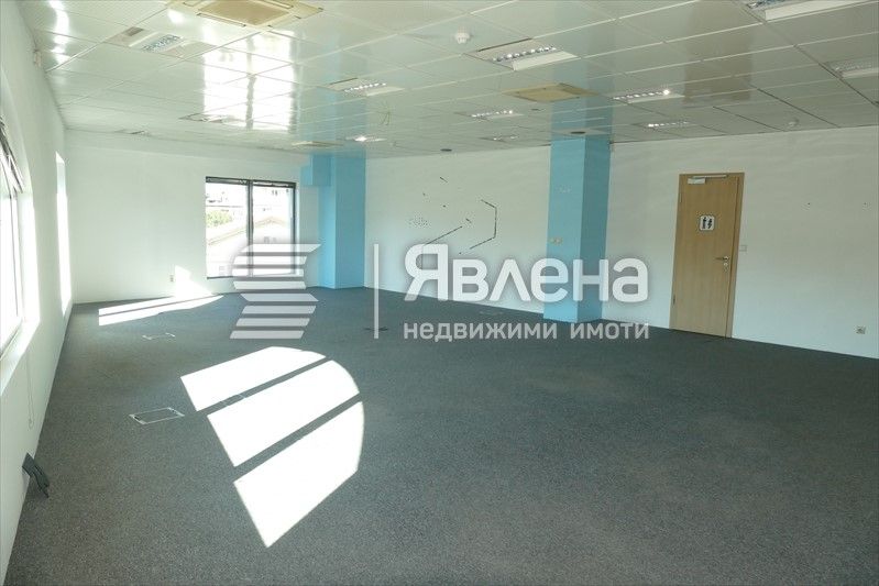 Дава се под наем Офис в София, Център - 701 кв.м за 10515 € - Снимка #3