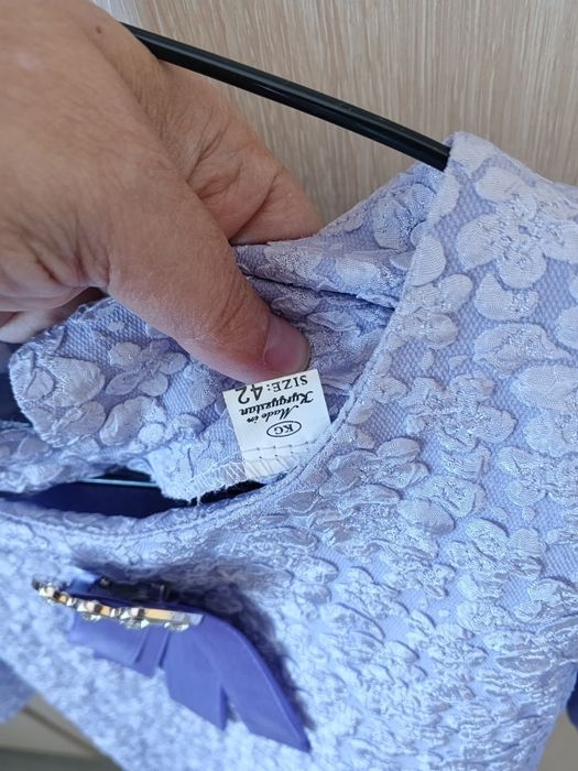 продам  платья !