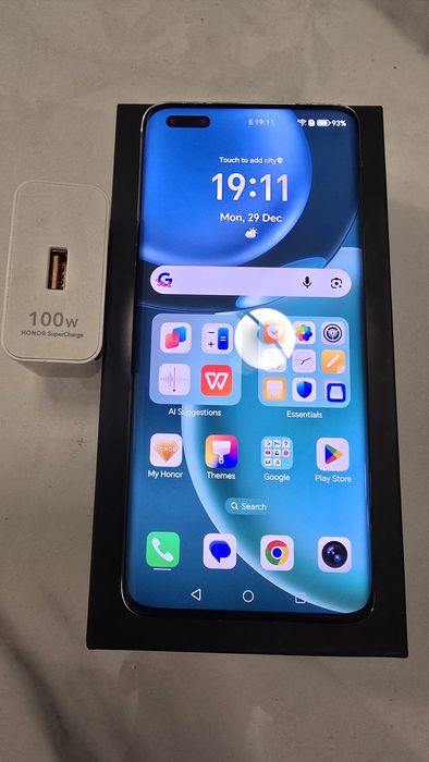 Vând Honor Magic 4 Pro - 256GB - Stare Excelentă (Puțin utilizat)