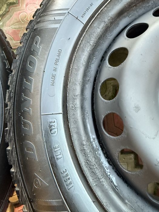 Jante și Cauciucuri Iarnă  195/65/15 DUNLOP aproape Noi