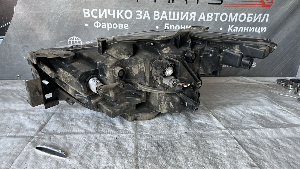 3 броя Десен и ляв фар Mazda CX5 2022-