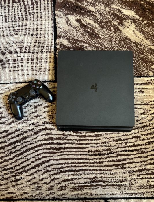 Ps 4 slim+7 jocuri +stație de încărcare