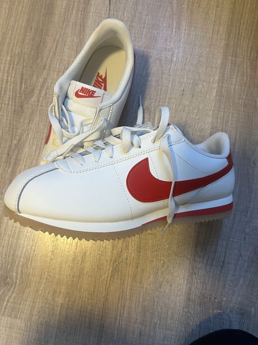 Nike si Jordan…6 perechi noi vand din colectie..nr 40