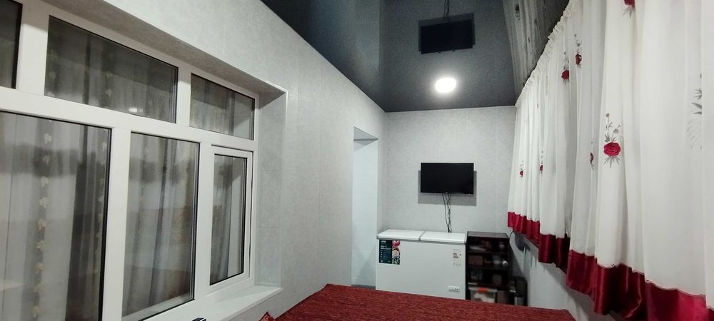 Дукент 14-кварталда 3 хонали квартира сотилади