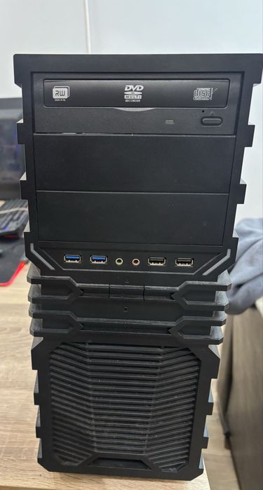 Геймърски компютър