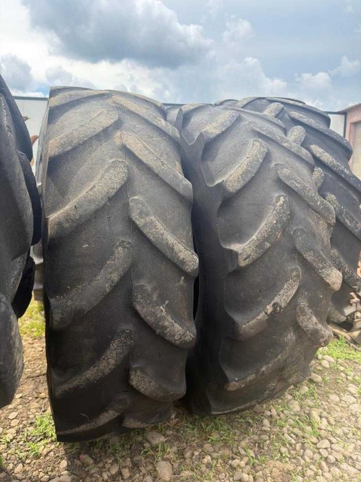 Anvelope caucucuri 420 70 R 28 si 340 85 R 24 13,6 R 24  Michelline  Fiat 80 90 Fiat 70 90 Fiat 88 94  New holland John Deere Case Claas Fendt Deutz