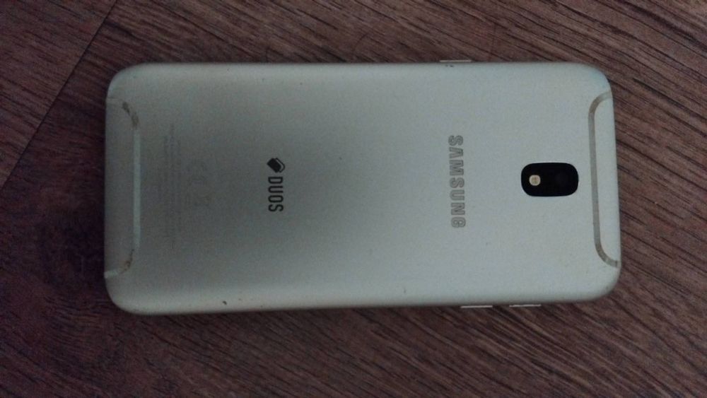 Samsung Galaxy j7 2017
