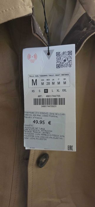 Trenci scurt Zara,marimea M,nou,cu eticheta