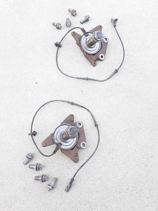 Fuzeta Butuc Rulment Senzor ABS Spate Renault Megane 3 1.5 Dci Break